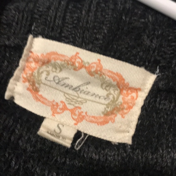 Sweater - Picture 2 of 3